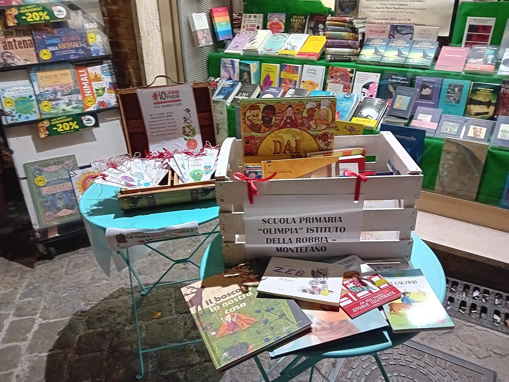 I bambini della scuola primaria Olimpia di Montefano impegnati nella campagna #ioleggoperchè a Macerata