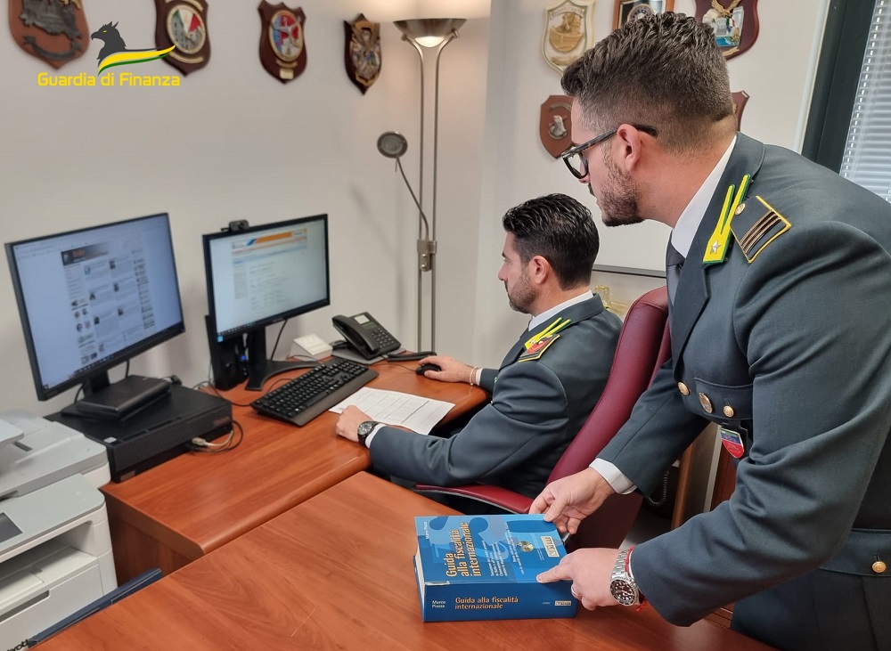 Scoperta una maxi evasione operante nel distretto calzaturiero