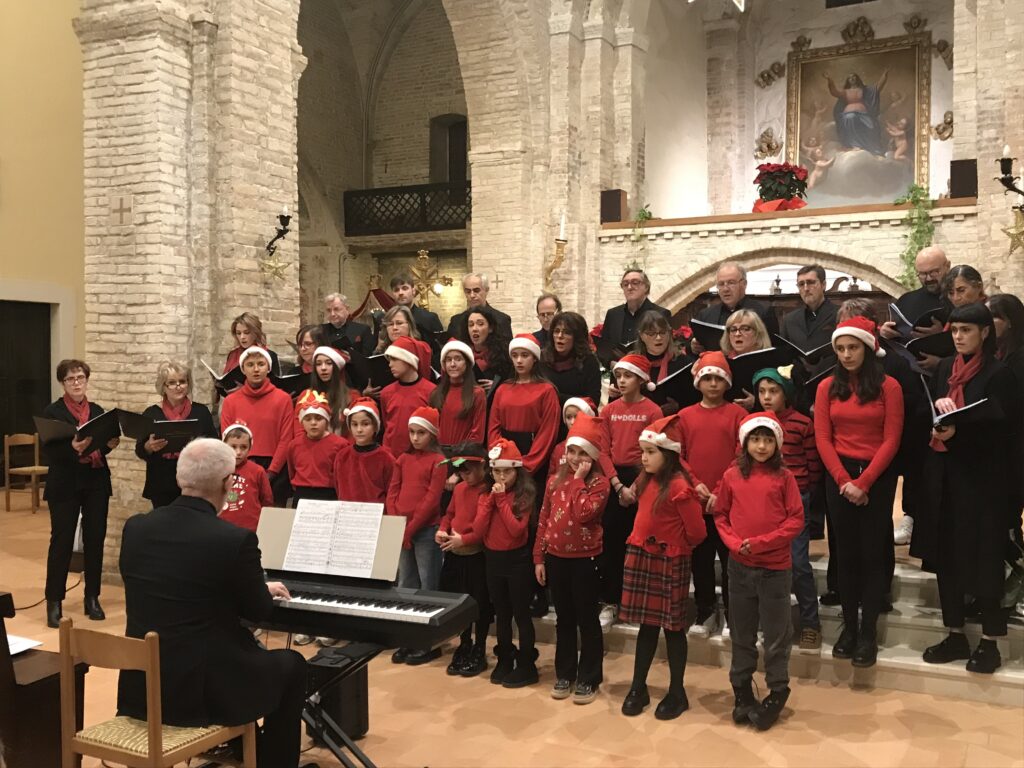 Serata speciale a Castelnuovo con il Coro Oddo Marconi e il Coro di Voci Bianche “Do Re Mi”