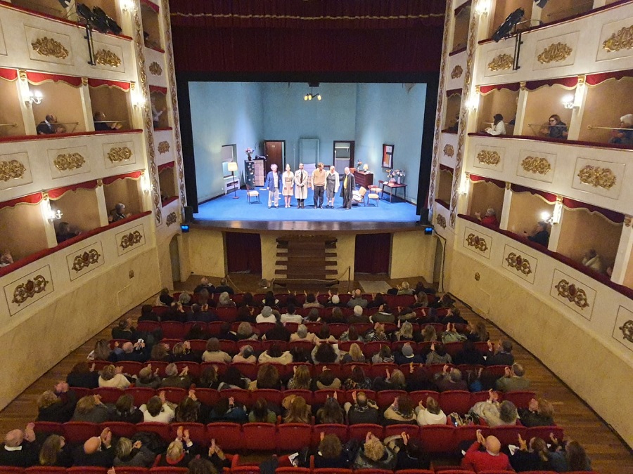 Al via la stagione teatrale al Persiani di Recanati