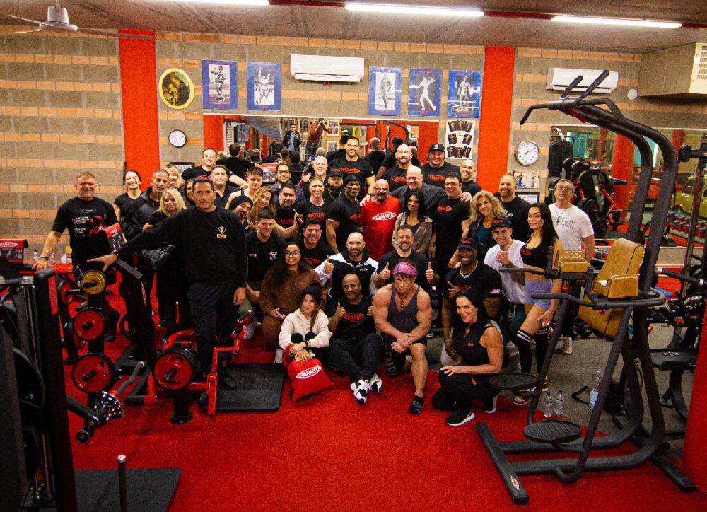 PANATTA – Star mondiali del body building ad Apiro per testare i macchinari Made in Italy per il mondo del fitness