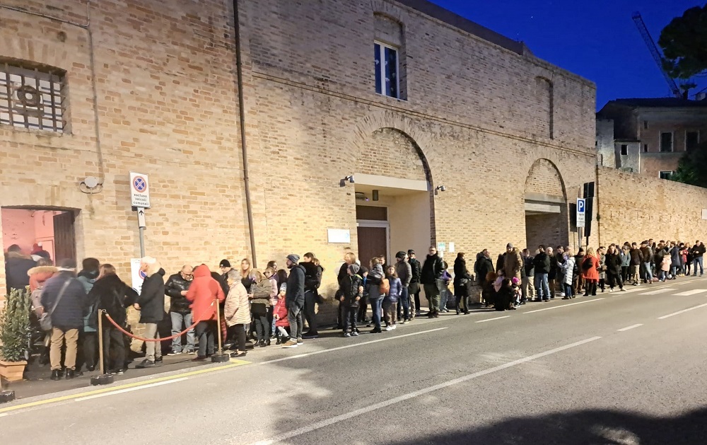 Pochi giorni ancora per ammirare il presepe di Messi. E poi che succederà?