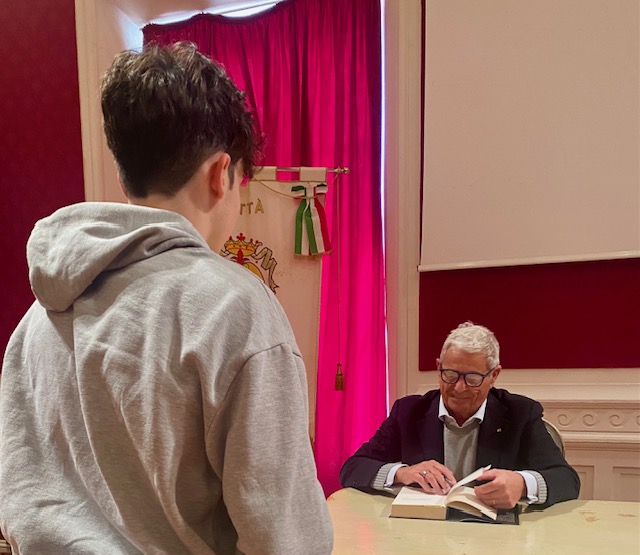 Marco Buticchi, il maestro italiano dell’avventura, incontra gli studenti