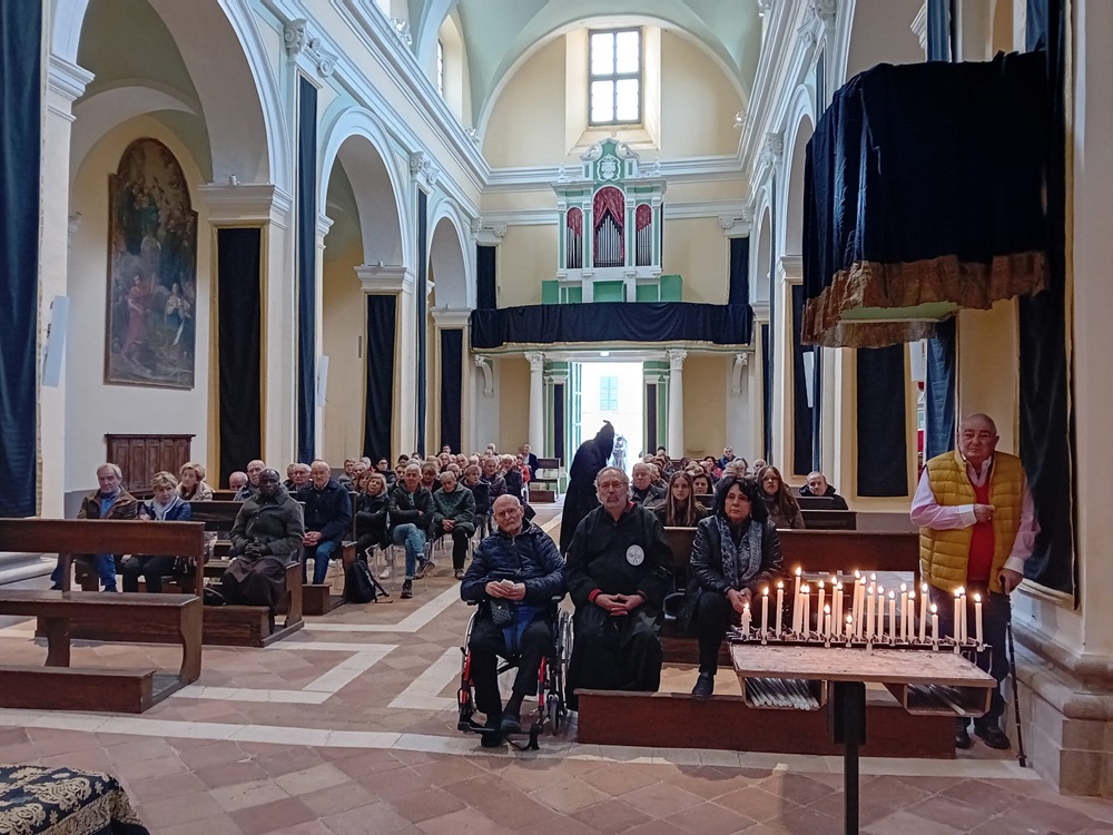 Recanati, polemica sull’utilizzo della Chiesa di San Vito durante i funerali di Papa Francesco