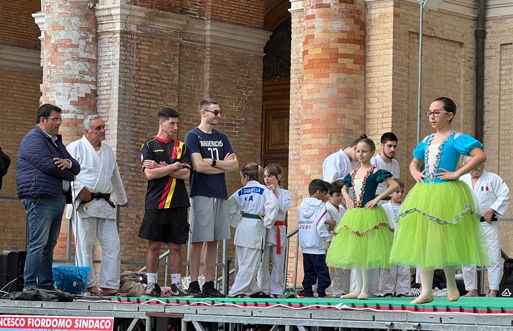 Elezioni comunali a Recanati. Grande successo per sport in piazza
