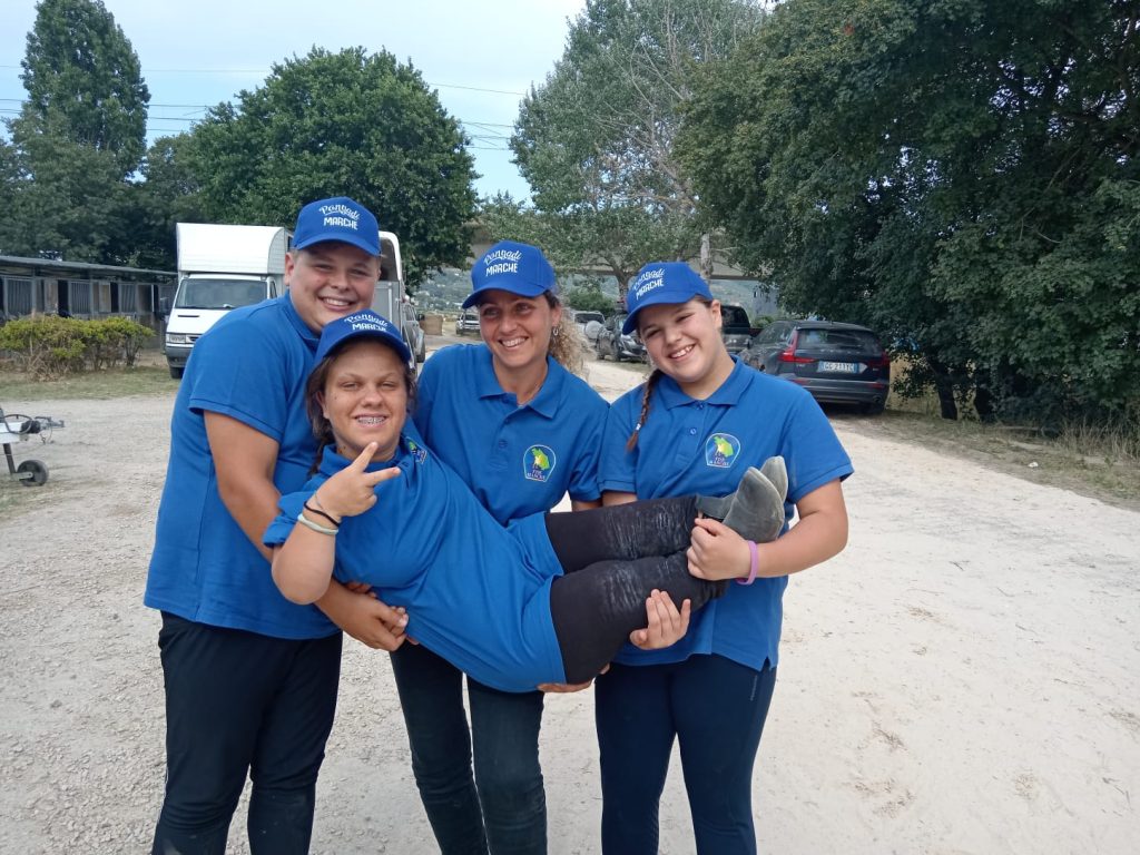Successo alle Ponyadi KEP Italia 2024 della “Scuderia Attacchi Marche-Isabel Team” di Recanati