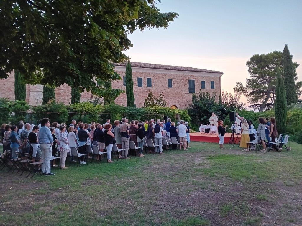 Messa all’alba sul Colle dell’Infinito a Recanati