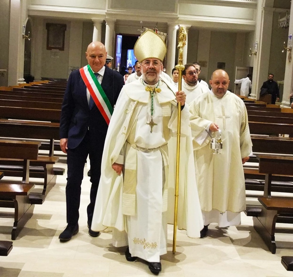 Recanati: riapre dopo otto anni la chiesa di San Domenico. Ascolta gli interventi di don Roberto Zorzolo, del Sindaco Pepa e del Vescovo Marconi
