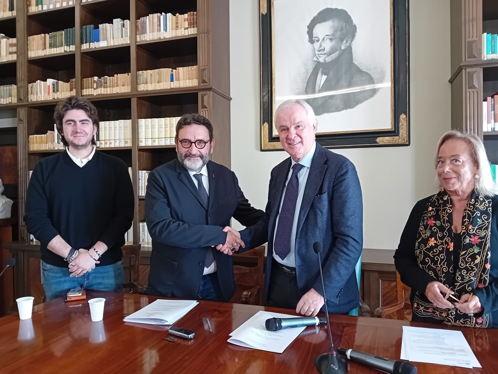 Recanati. Firmato un importante accordo fra il CNSL e l’Università di Rio de Janeiro (Brasile)