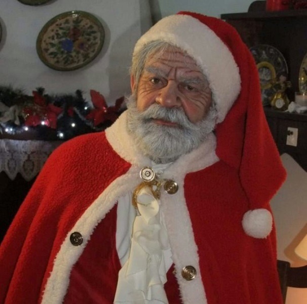 Intervista a Antonio Raschia: il Babbo Natale di Recanati che incanta da oltre vent’anni