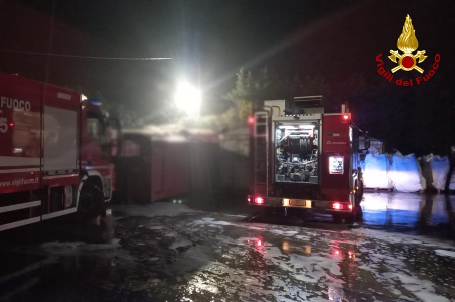 Ennesimo incendio alla Mar.Eco a Montecassiano