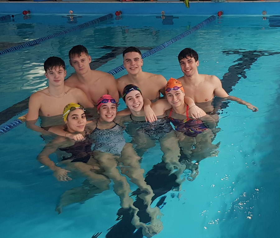 società di nuoto Asd Nandi Ars di Loreto: vinta la prestigiosa Coppa Caduti di Brema e la serie B nazionale a squadre