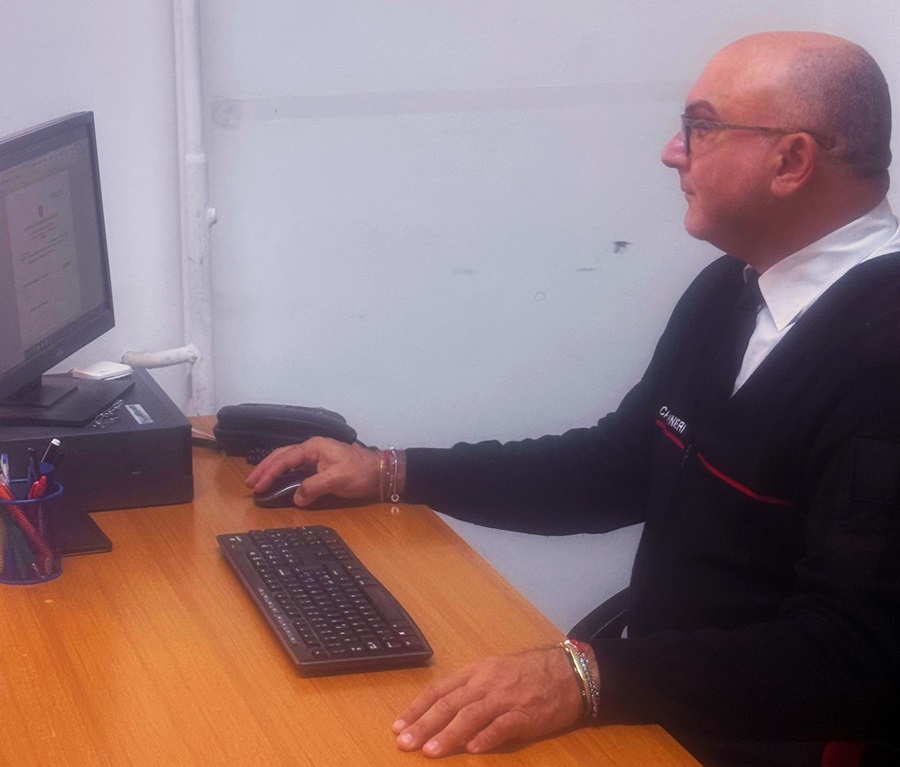 Monte San Giusto – denunciata dai carabinieri di una persona per truffa on line.