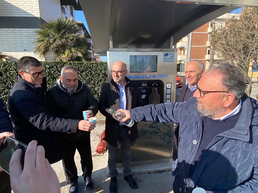 Inaugurate due nuove casette dell’acqua a Porto Recanati