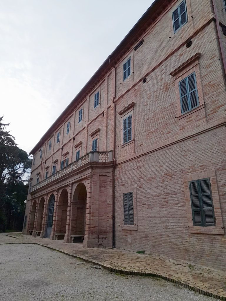 Per il prossimo appuntamento di Recanati Insolita a Villa Koch attivata la fascia oraria delle 16.30