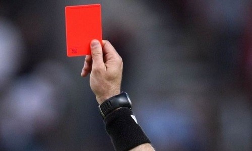 Porto Recanati: servirebbe un cartellino rosso anche per gli amministratori mancanti del senso del ridicolo?