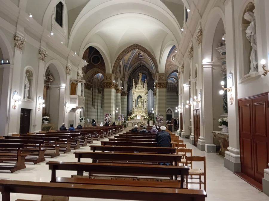 A Recanati in diretta i funerali di Papa Francesco