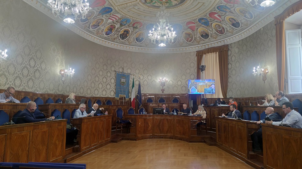 Il Consiglio Provinciale dà l’ok alla nuova commissione di studio sulla viabilità, al centro anche il progetto per la Vallata del Potenza