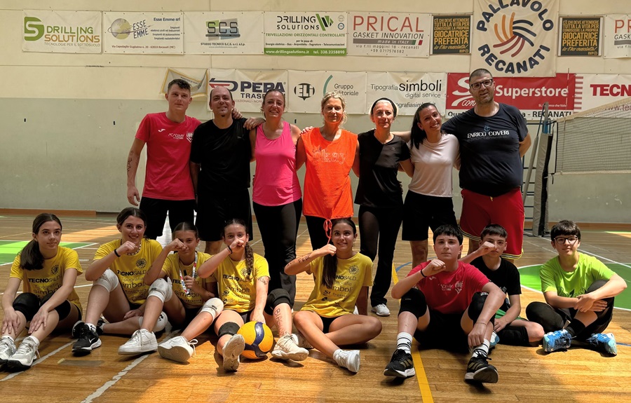 Recanati. Ultimo giorno di scuola alla “Patrizi” festa, premiazioni e grande partecipazione