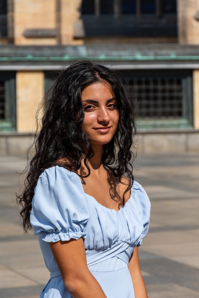 Recanati, alla Mediateca giovedì pomeriggio arriva “Il mondo di nessuno” di Elisa Re