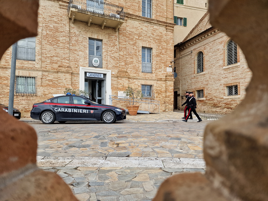 Castelfidardo e Numana: arrestati due minorenni per rapina aggravata e tentato scippo