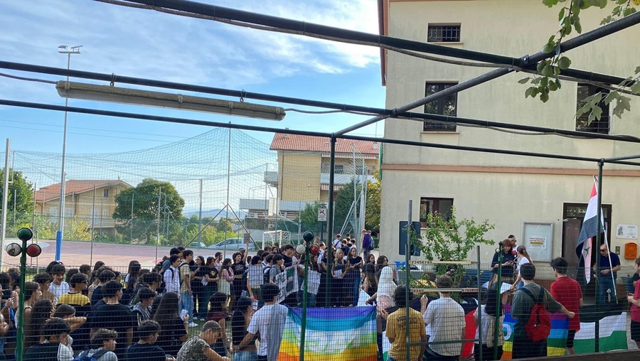 Sciopero e manifestazione per i ragazzi del liceo Leopardi di Recanati