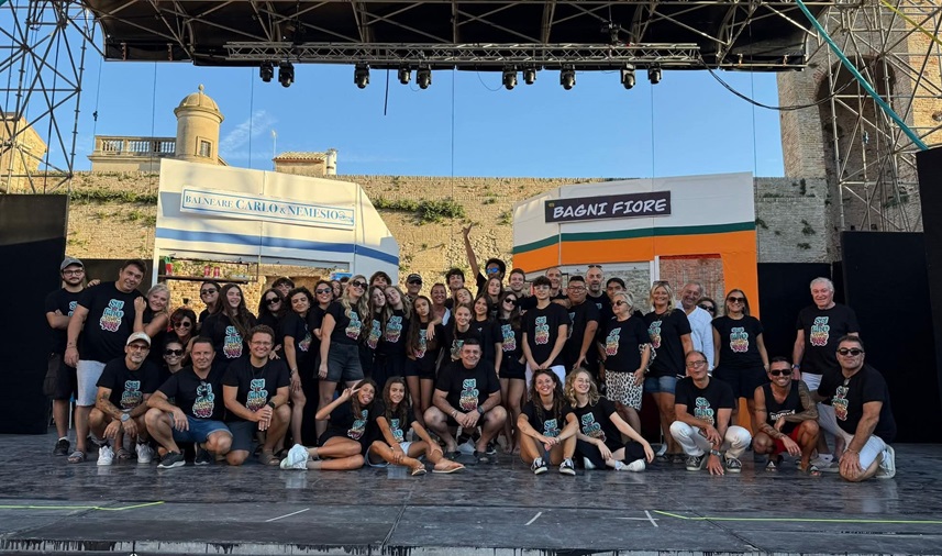 “Sei un mito” va in scena al Persiani di Recanati