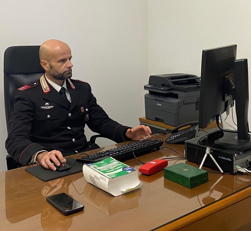Rapina impropria ai danni di un 59enne: denunciato un 65enne ecuadoriano