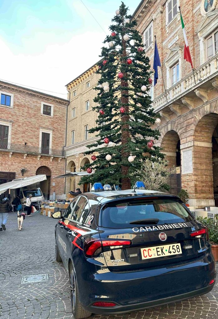 Rafforzati i controlli del territorio: intensa attività dei Carabinieri in occasione delle festività.