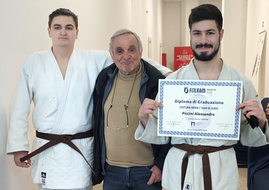 Alessandro Piccini del Kodokan Recanati Judo Cintura Nera 1° DAN.