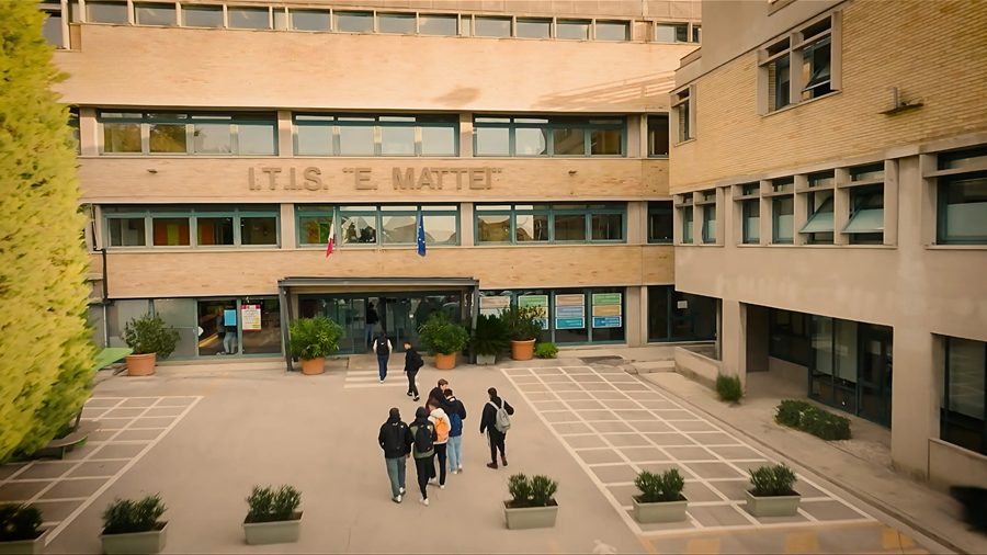Boom di iscrizioni: record storico per le classi prime 2026/2027 all’Istituto Mattei di Recanati