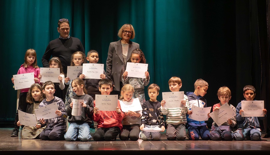 Il Teatro La Rondinella gremito per la quarta Edizione di “Montefano in Poesia”