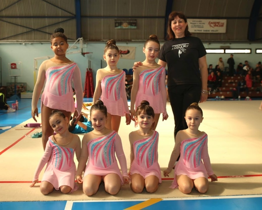 Recanati. Le piccole ginnaste del centro Ludart volano in alto