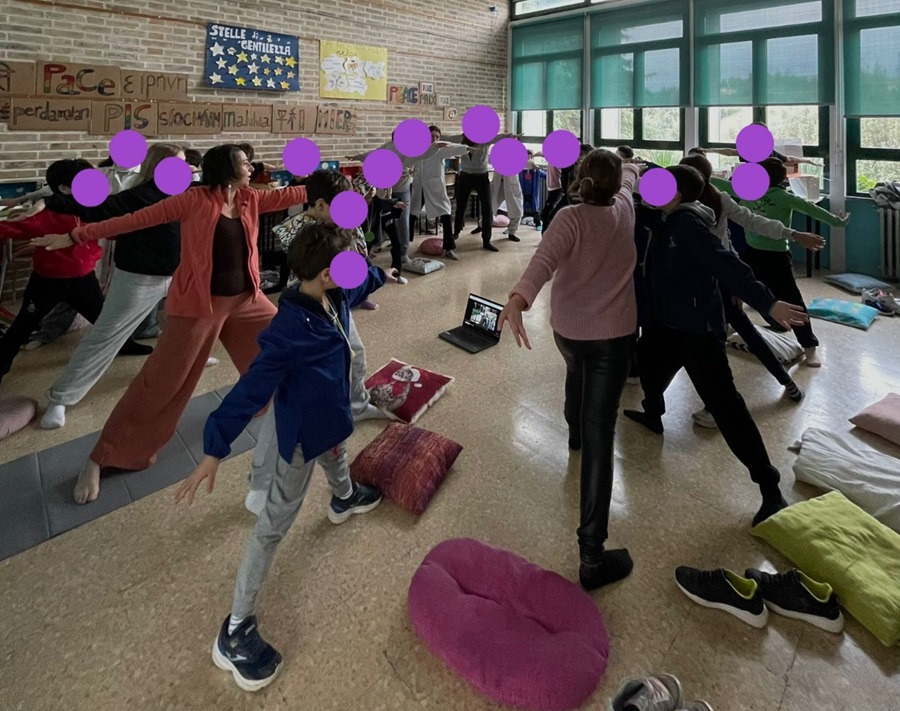Creatività in azione: UrbanLab trasforma la Scuola Primaria “C. Urbani” di Recanati in un’officina di idee