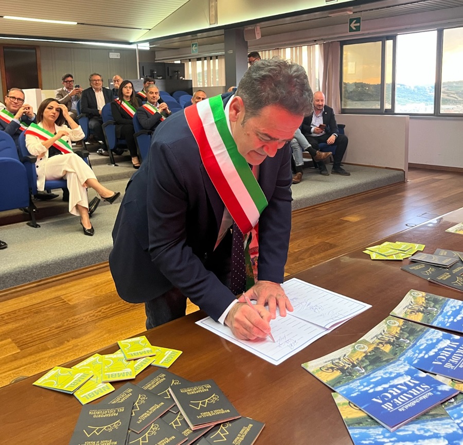 Montefano rinnova l’impegno con Noi Marche: siglato il protocollo d’intesa 2026-2028 per la promozione del territorio