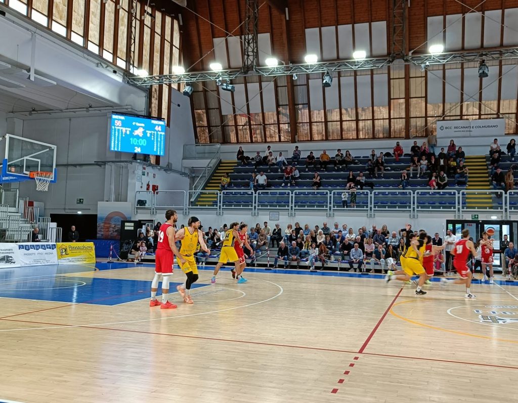 La Svethia blinda il quarto posto, vittoria e grande festa al PalaCingolani-Pierini