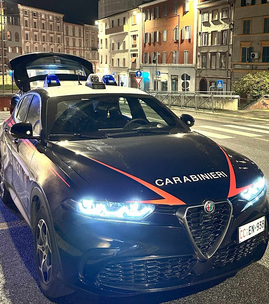 MACERATA: i Carabinieri denunciato un 25enne per furto e un 73enne per guida in stato di ebbrezza.