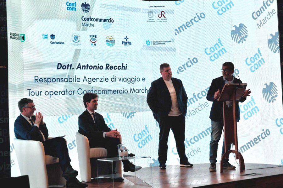 A recanati gli Stati Generali del Turismo organizzati da Confcommercio