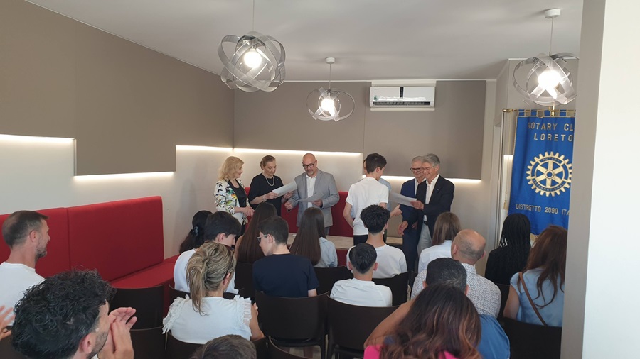 Rotary Club Loreto, consegnate le Borse di Studio “Anna Cocozza” 2026