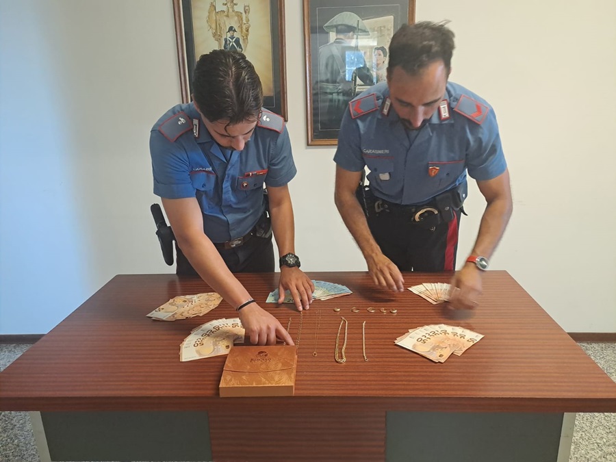 Osimo: i Carabinieri sventano una truffa ai danni di un’anziana, inseguimento e 3 arresti inflagranza