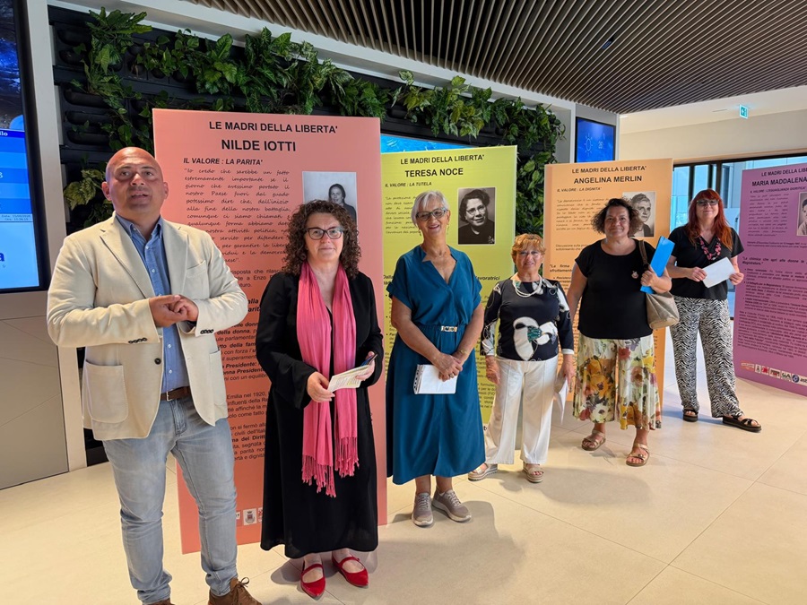 Osimo, inaugurata nella sede Astea la mostra dedicata alle “Madri della Libertà”