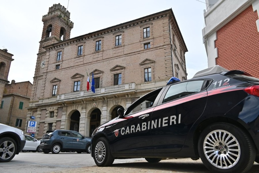 Furti a Castelfidardo e Filottrano. I Carabinieri denunciano 4 persone e recuperano la refurtiva