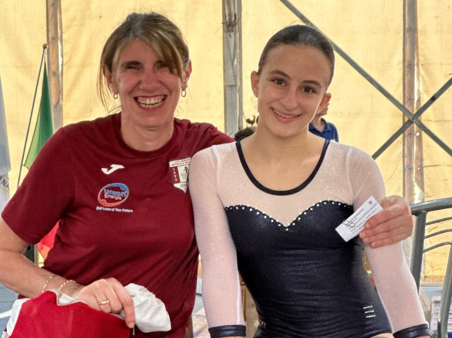 Ass. Ginnastica Artistica Recanati. Esordio in campo nazionale per Ginevra Rossini