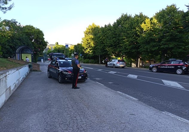 Recanati: continua senza sosta l’attività di controllo del territorio dei Carabinieri. Denunciato un giovane per ricettazione e recuperato un ciclomotore rubato.