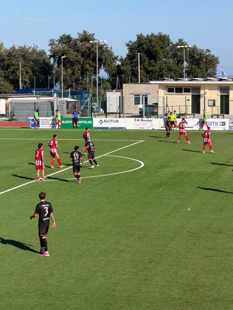 La Recanatese non riesce a trovare il goal, il derby con il Montecchio finisce 0 a 0